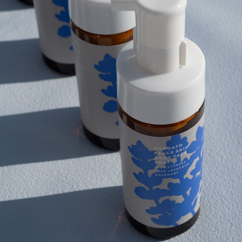 NATURALCOSMO　フロアトピーススキン・ボディフェイスソープ 110mL