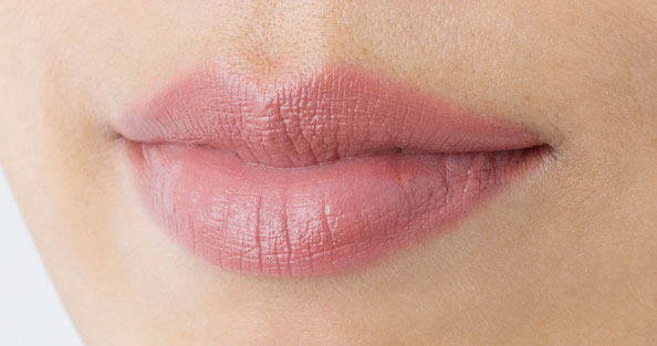 ルアモ　ナチュラルリップカラー　＜ピンクベージュ＞